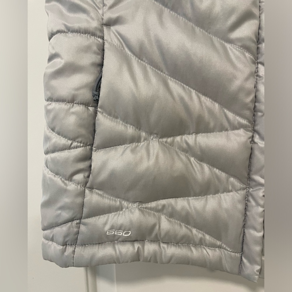 Women’s North Face Aconcagua Silver Vest - Picture 3 of 7